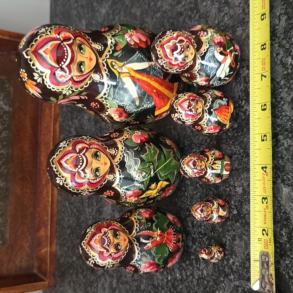 Vintage Russian Matryoshka 9 Piece Handpainted Nesting Wood Dolls - Picture 14 of 16